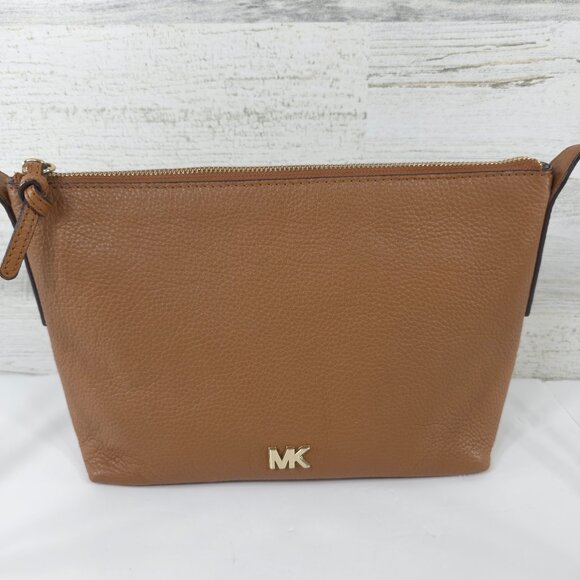 MICHAEL KORS SMALL TOP ZIP SMALL CROSSBODY BAG IN TAN BROWN PEBBLED LEATHER *VGC - Picture 3 of 16